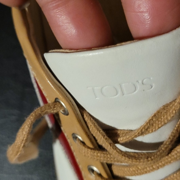 Shoes - Picture 5 of 6